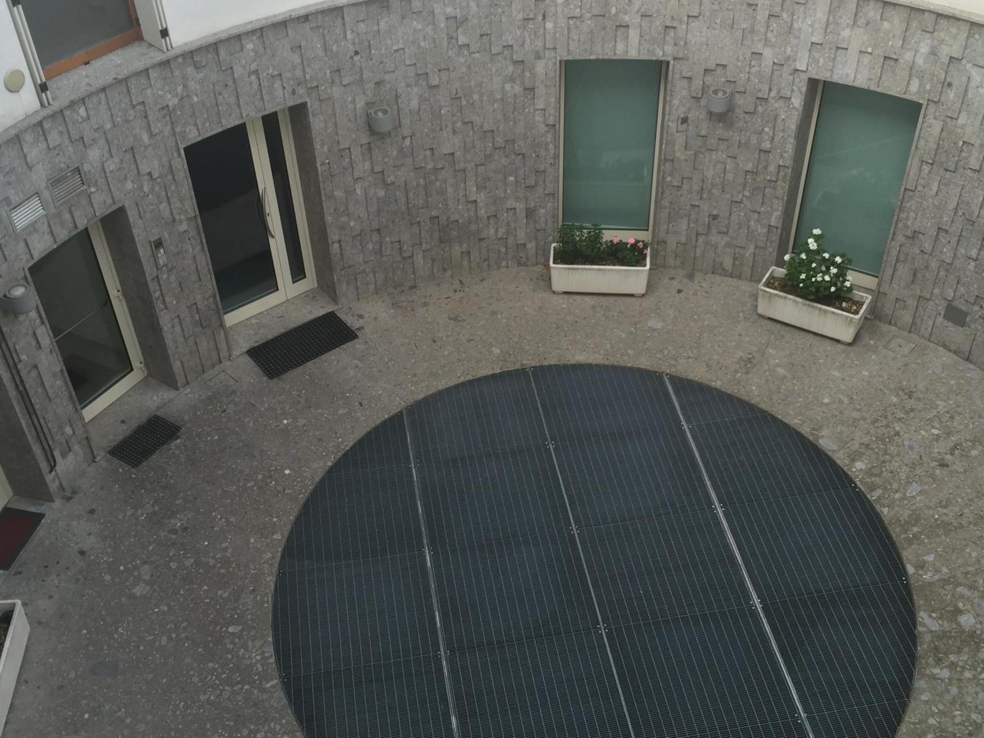 Jomary Apartment 贝尔加莫 外观 照片